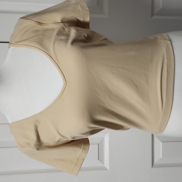 Lululemon Align Tee in Prosecco - Picture 3 of 8